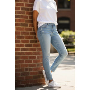 EUC YMI Wanna Betta Butt? Blue Jeans - Size 5